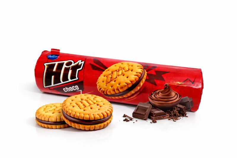 HIT sušenky s čokoládovou náplní 220g